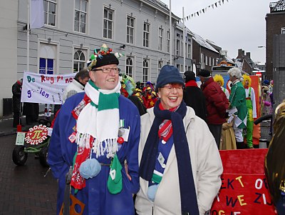 Piet Dekkers, groot promotor van Princenhage, tijdens het feest der feesten in 't Aogje